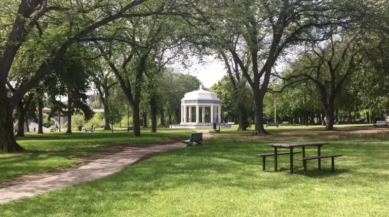 saskatoon-riverside-park