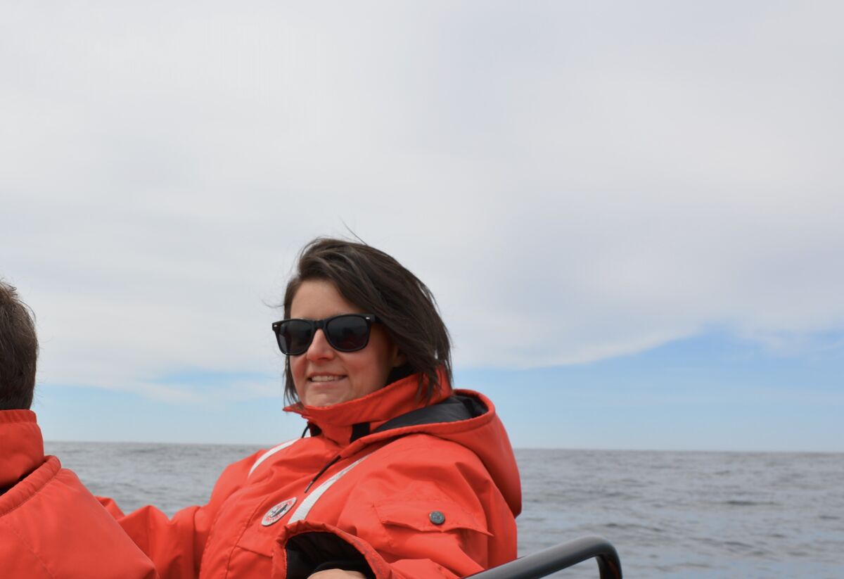 whale-watching-boat-tofino-ocean-adventure-little-me-in-big-canada