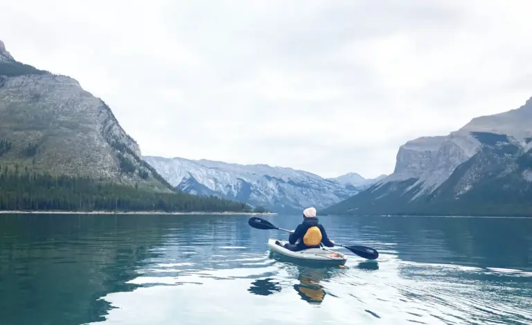 kayaking-two-jack-lake