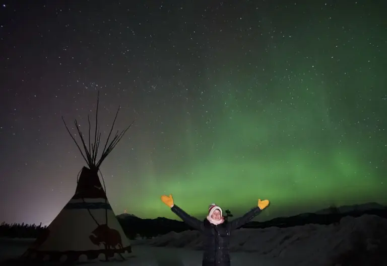 seeing-the-northern-lights-in-the-yukon-on-my-birthday